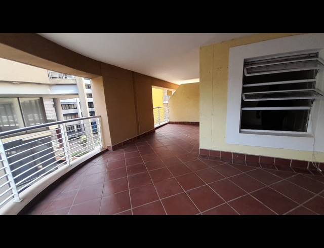 2 BEDROOM APARTMENT FOR SALE IN UMHLANGA RIDGE